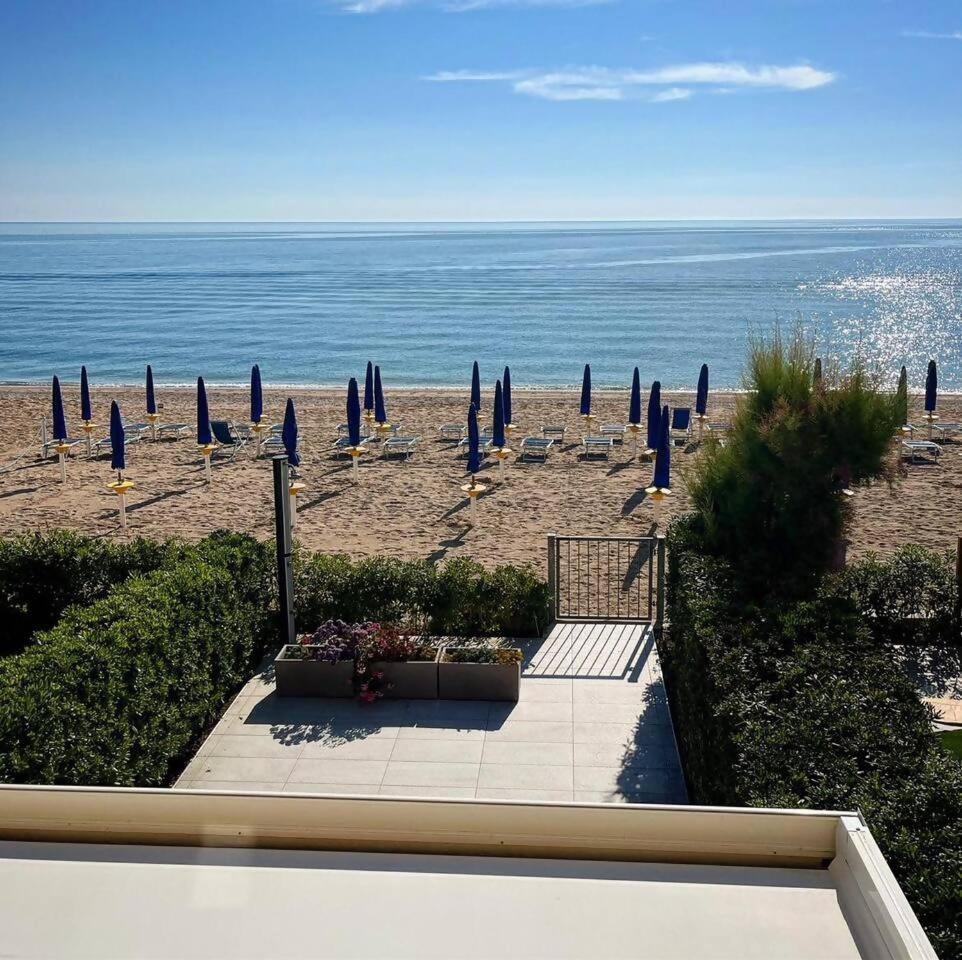 Casamare Una Casa Sulla Spiaggia Nelle Marche Villa Porto Potenza Picena Eksteriør bilde